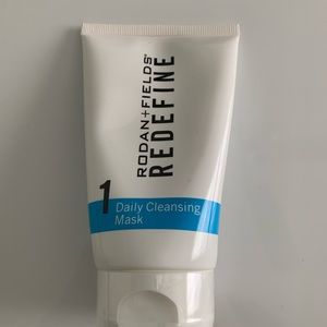 Rodan +Fields Redefine Daily Cleansing Mask